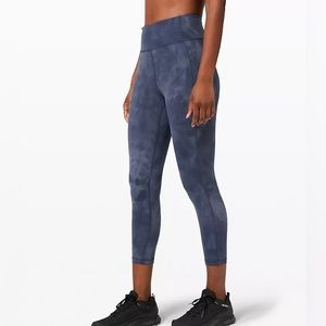 Invigorate high-rise crop 23” diamond dye